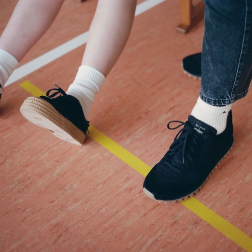 Novesta Marathon men's sneakers, black | Balagan Studio