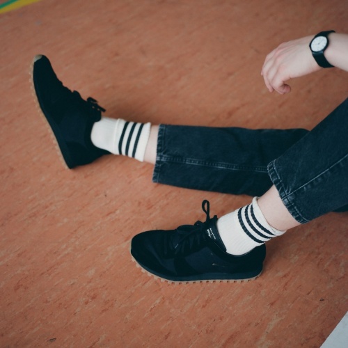Novesta Marathon men's sneakers, black | Balagan Studio