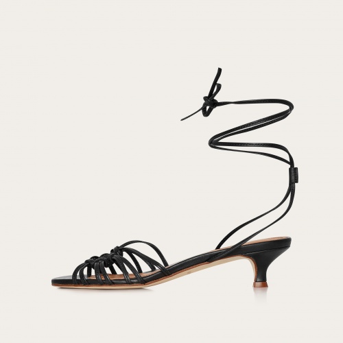 Amfi kitten Sandals, black | Balagan Studio