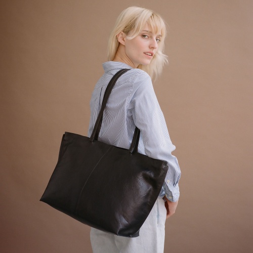 Esek Bag XL, black | Balagan Studio