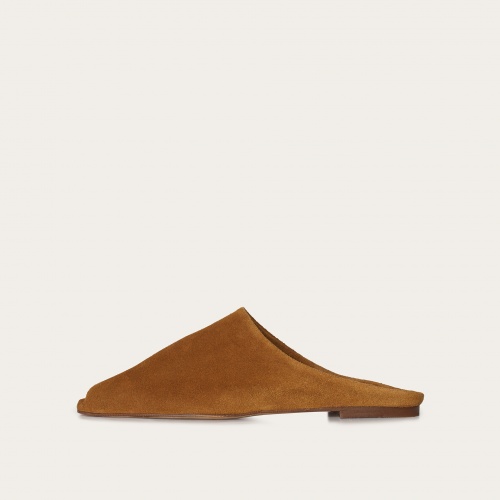 Bayit slides, caramel velvet | Balagan Studio