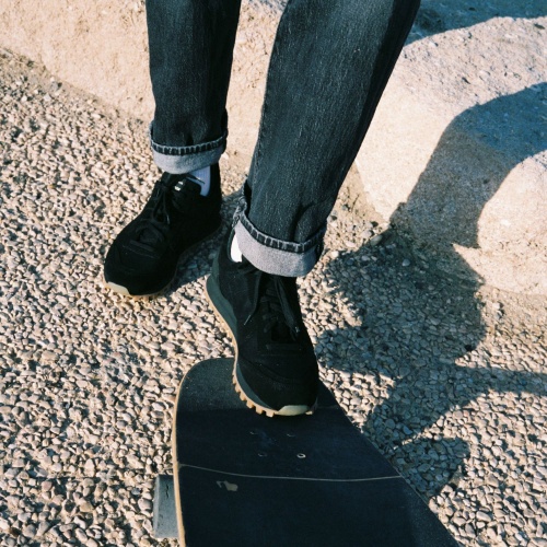 Novesta Marathon men's sneakers, black | Balagan Studio
