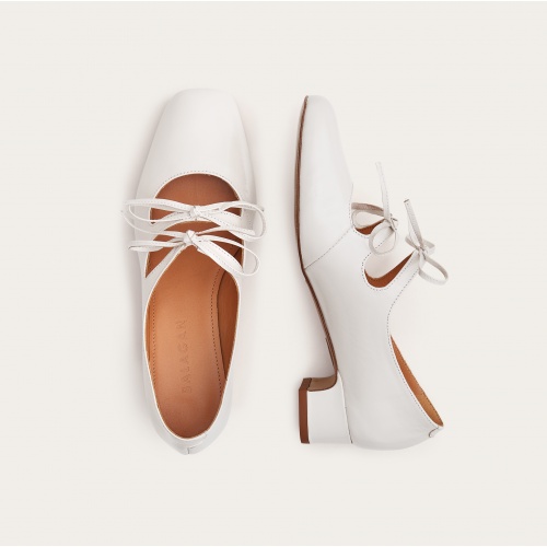Greta Heels, glossy white | Balagan Studio