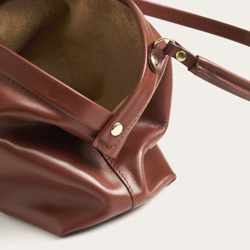 Hug Bag M, maroon | Balagan Studio