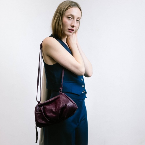 Plis Bag M, burgundy | Balagan Studio