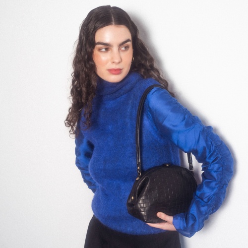 Hug Bag M, matte black braid | Balagan Studio