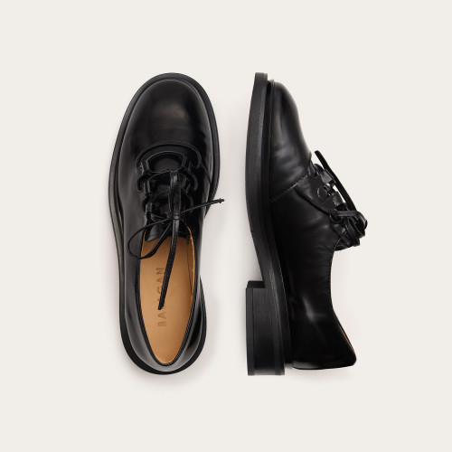 Niki Flats, glossy black | Balagan Studio