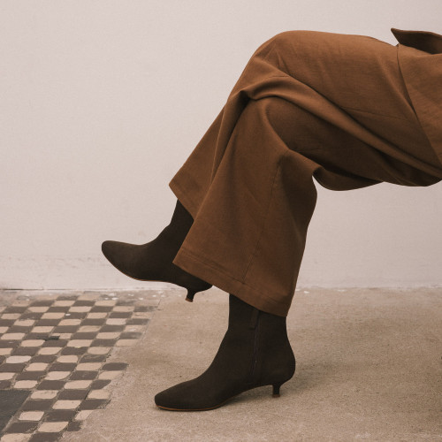 Vivian Boots, dark chocolate velvet | Balagan Studio
