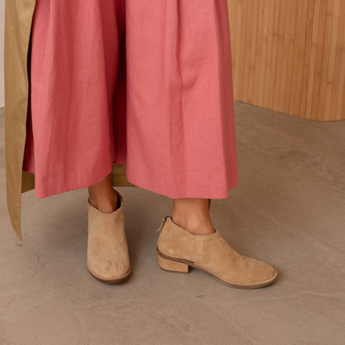 Lea Boots, sand velvet | Balagan Studio