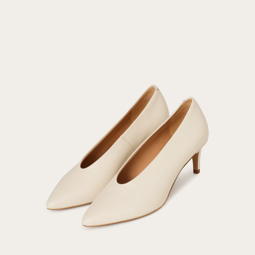 Schpitz Heels, cream | Balagan Studio