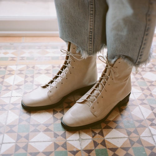 Tzava Boots, ivory OUTLET | Balagan Studio