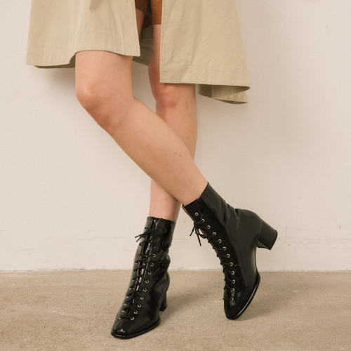 Emma Boots, glossy black| Balagan Studio